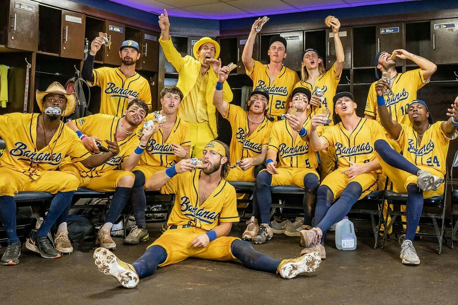 photo of baseball team Savannah Bananas